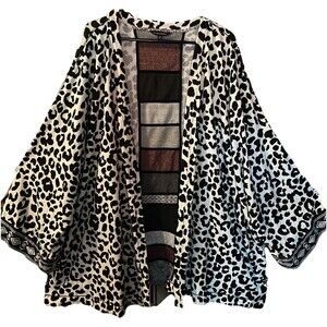 JOHN MARK Art to Wear Cheetah Print open front Kimono Cardigan 3X